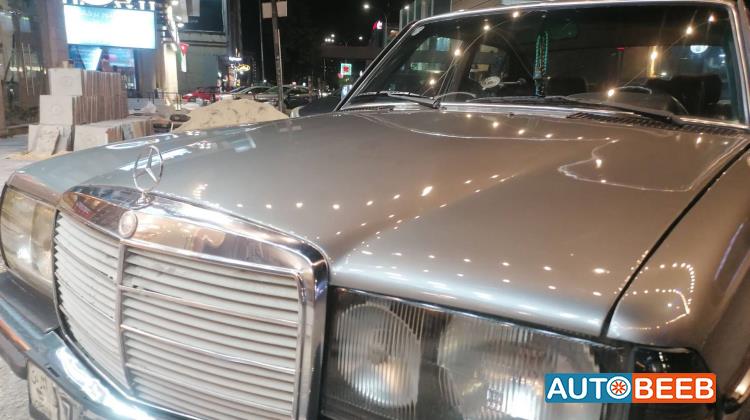 مرسيدس بنز 200 1984