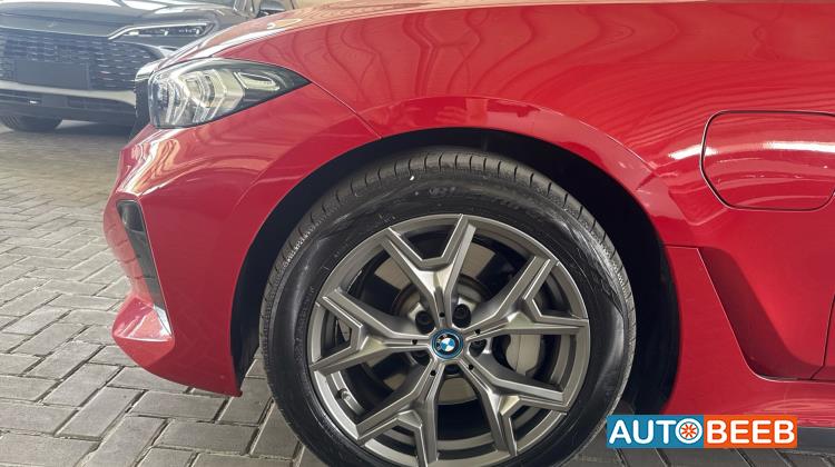 بي ام دبليو i3 2023