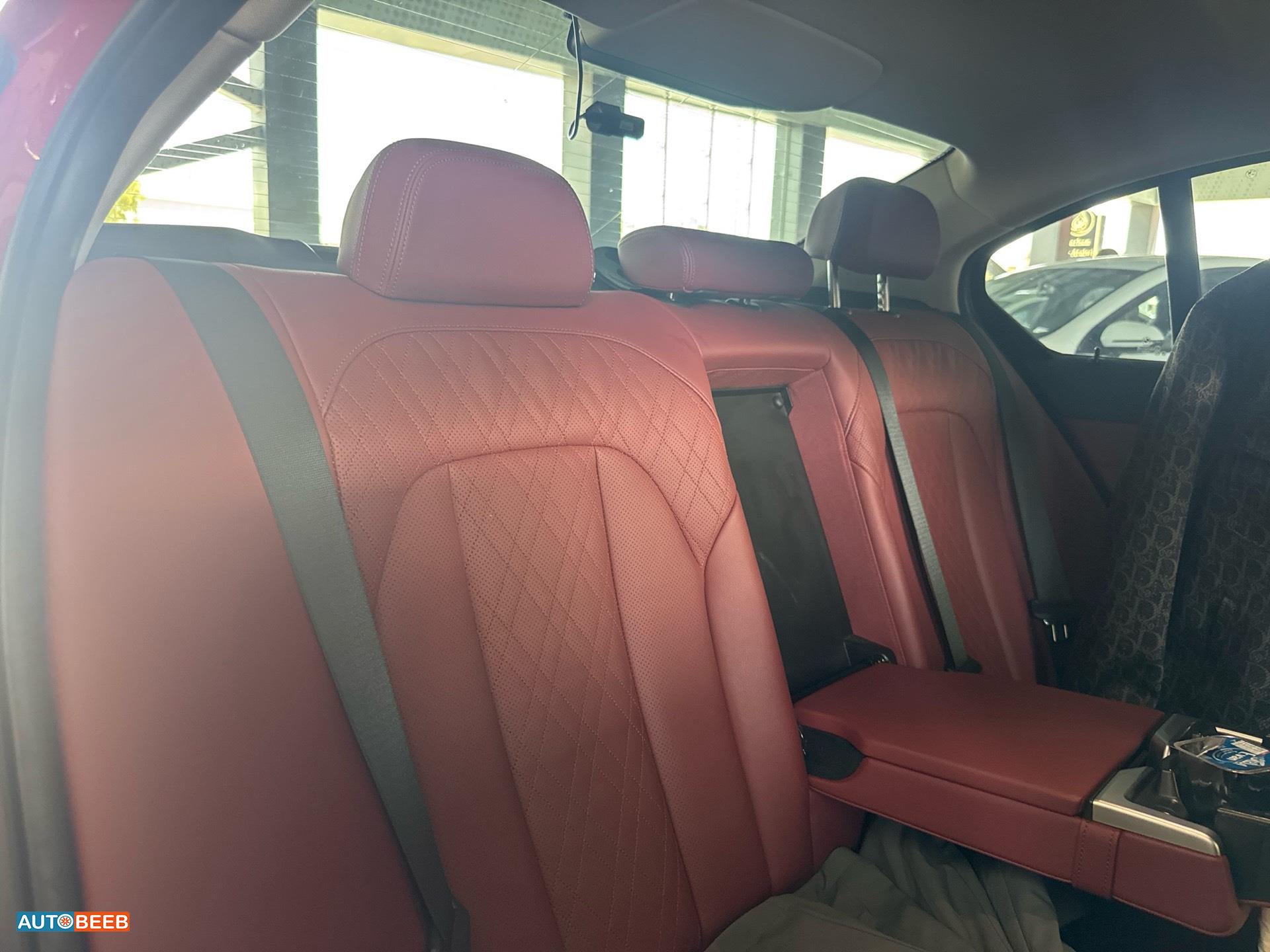 بي ام دبليو i3 2023