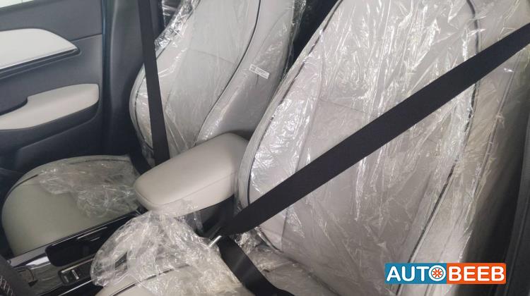 هوندا e:NS1 2023