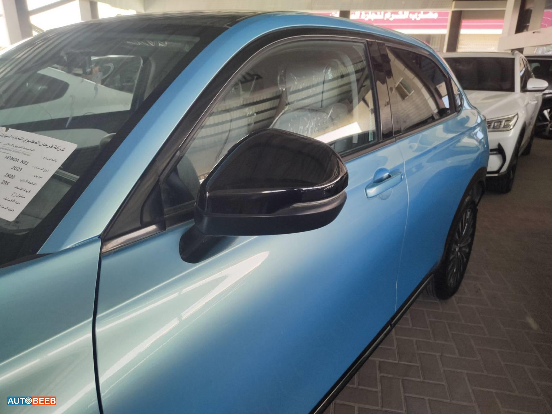هوندا e:NS1 2023