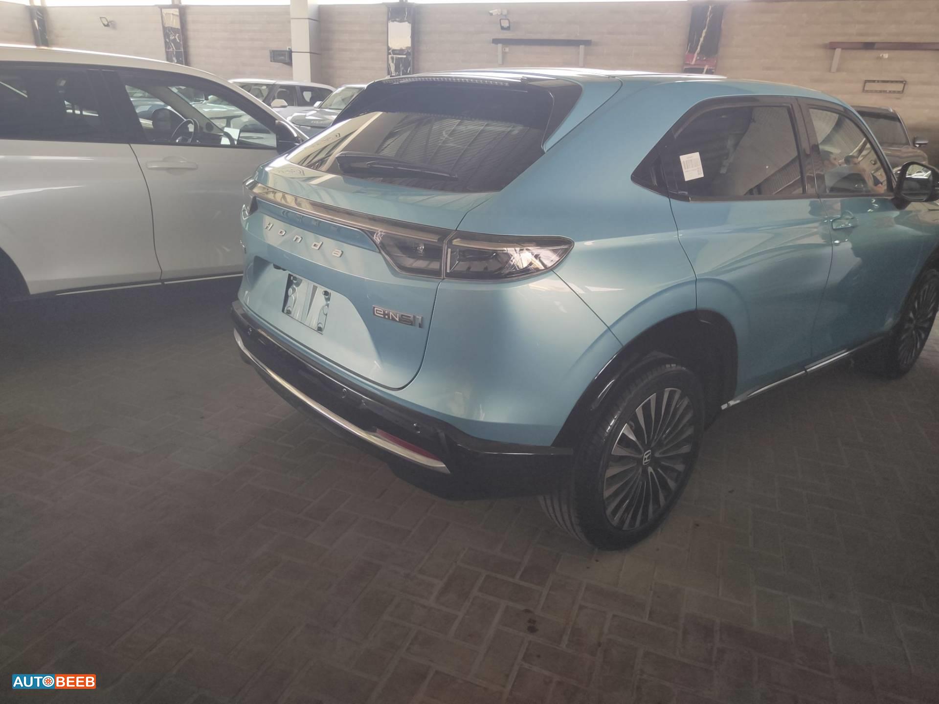 هوندا e:NS1 2023