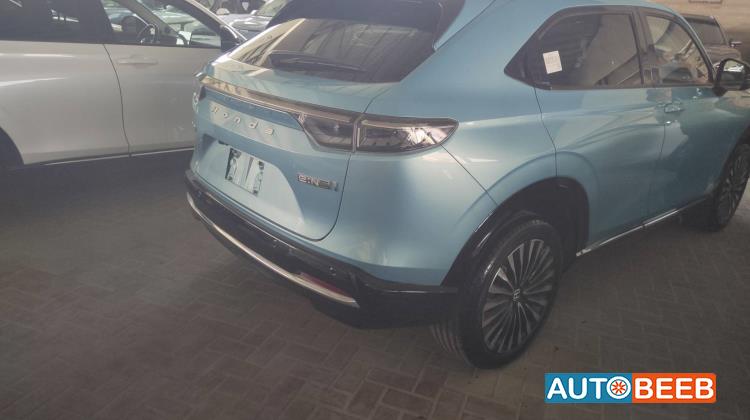 هوندا e:NS1 2023