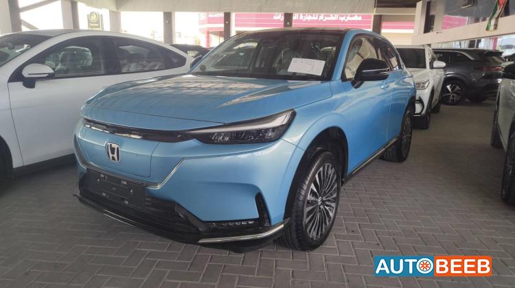 هوندا e:NS1 2023