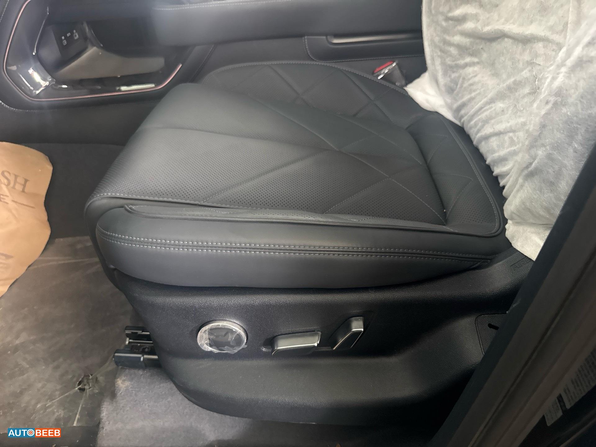 بي واي دي ليوبارد 5 2025