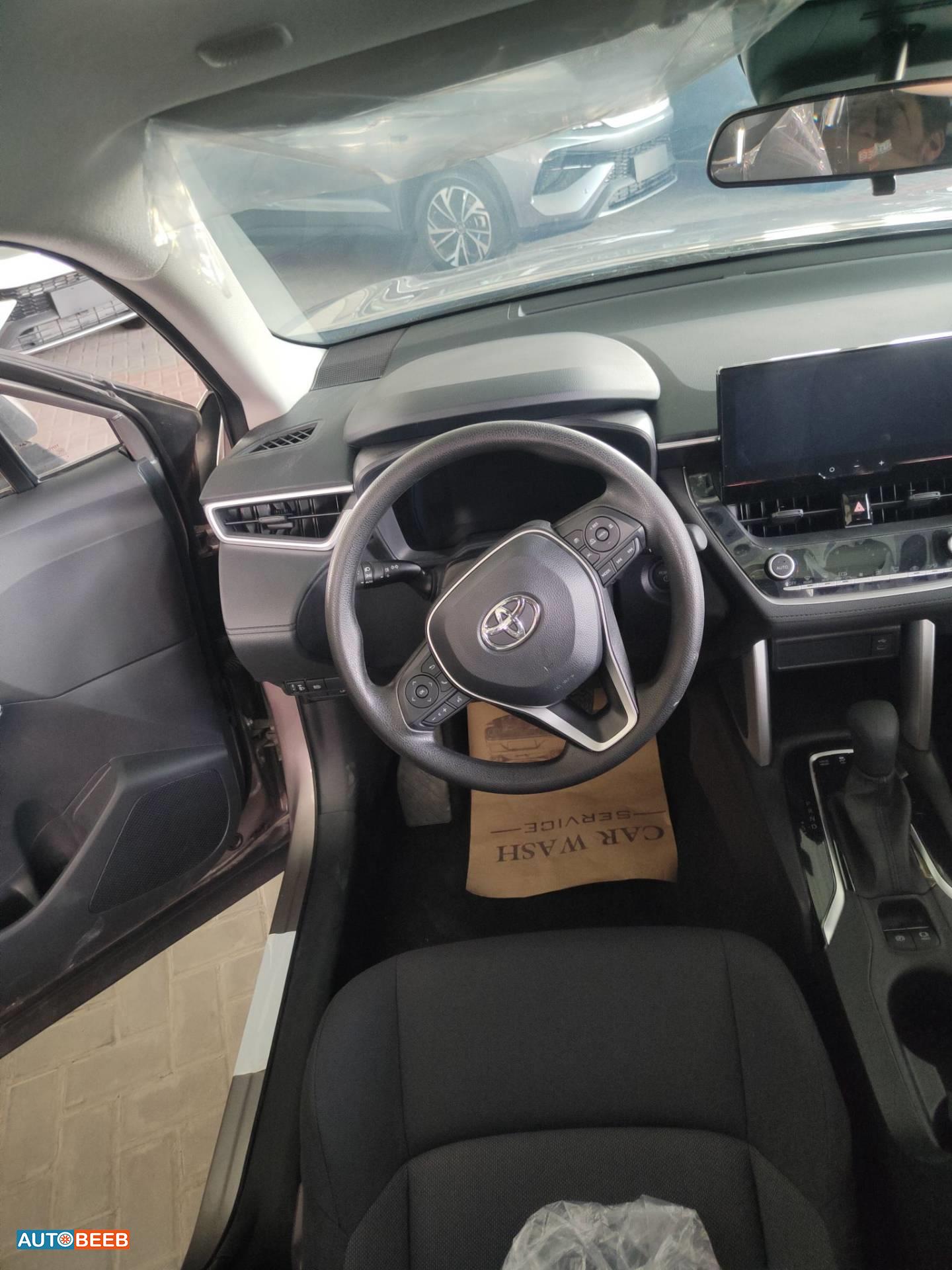 تويوتا فرونتلاندر 2025