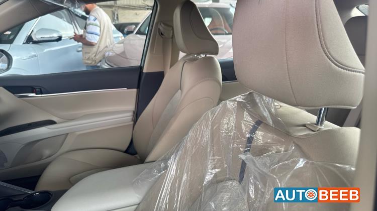 تويوتا كامري 2024