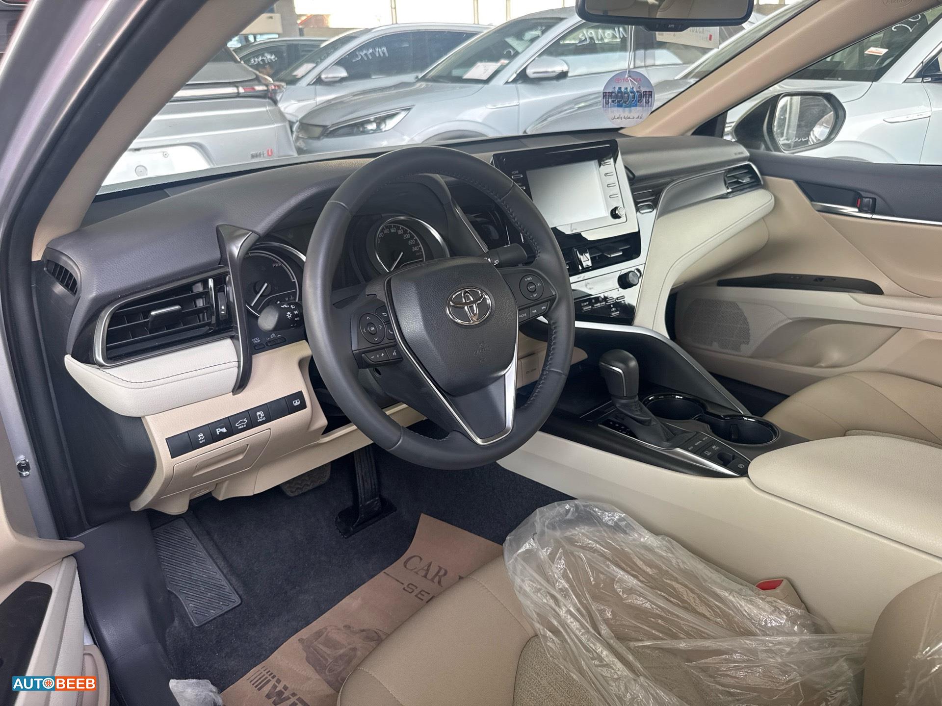 تويوتا كامري 2024