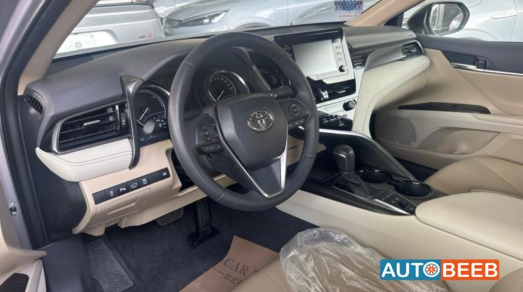 تويوتا كامري 2024