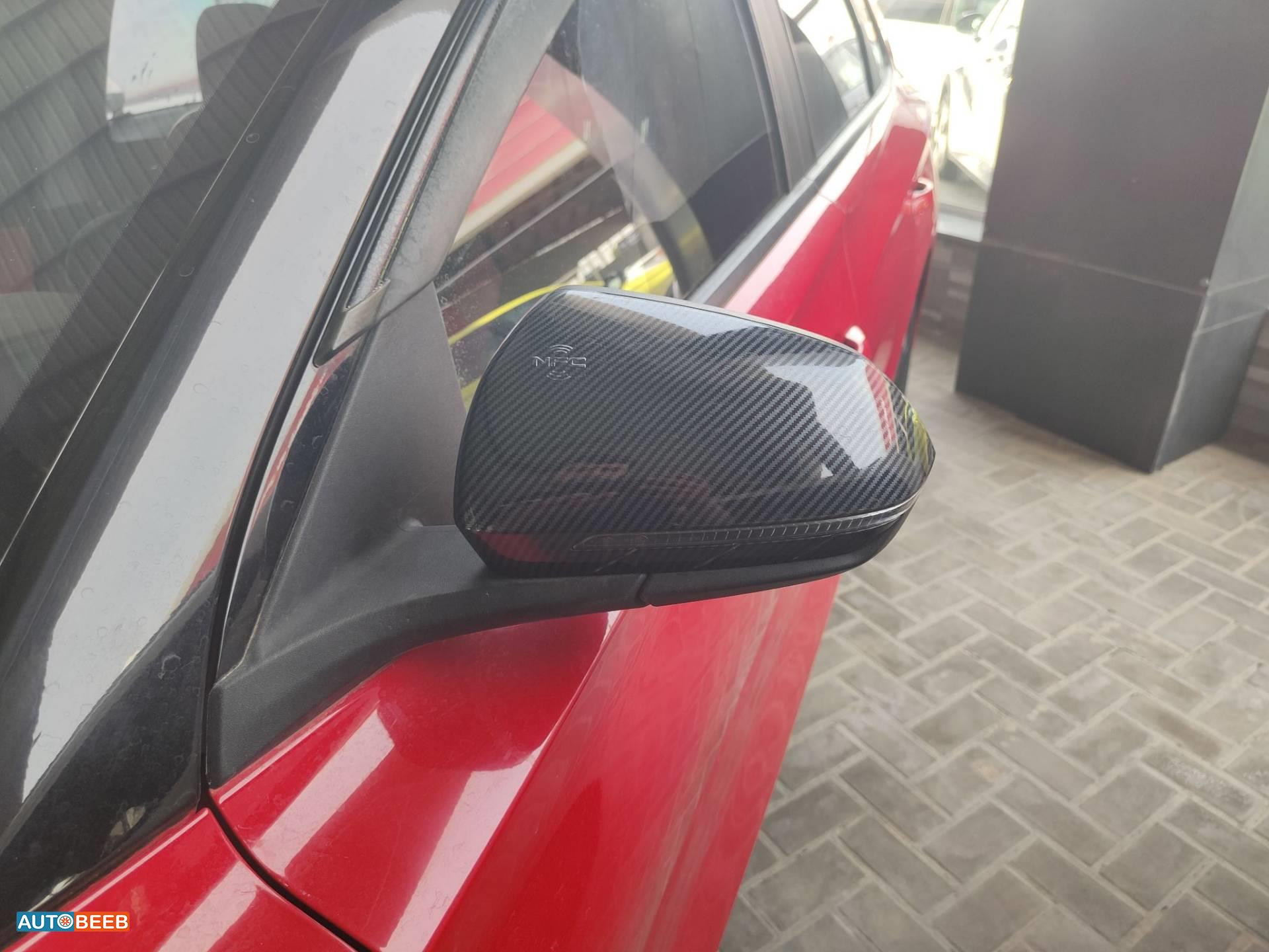 بي واي دي E2 2020