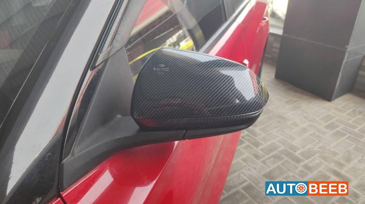 بي واي دي E2 2020