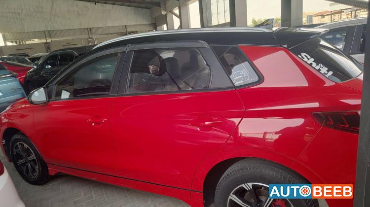 بي واي دي E2 2020