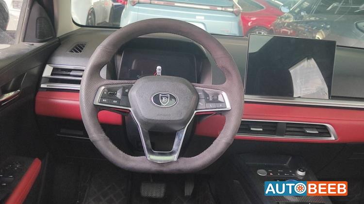 بي واي دي E2 2020