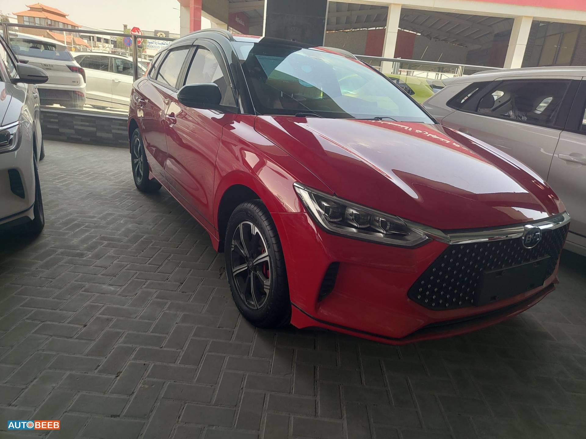 بي واي دي E2 2020