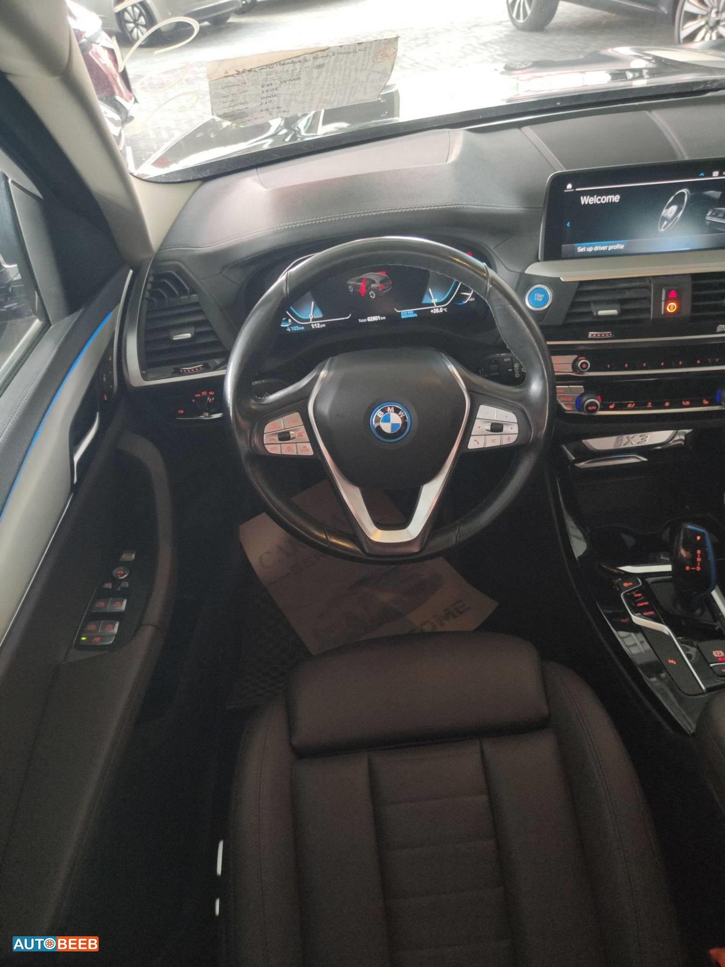 بي ام دبليو iX3 2021