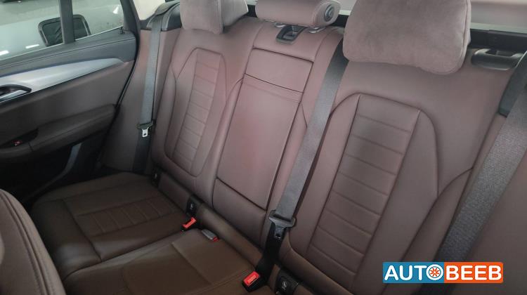 بي ام دبليو iX3 2021