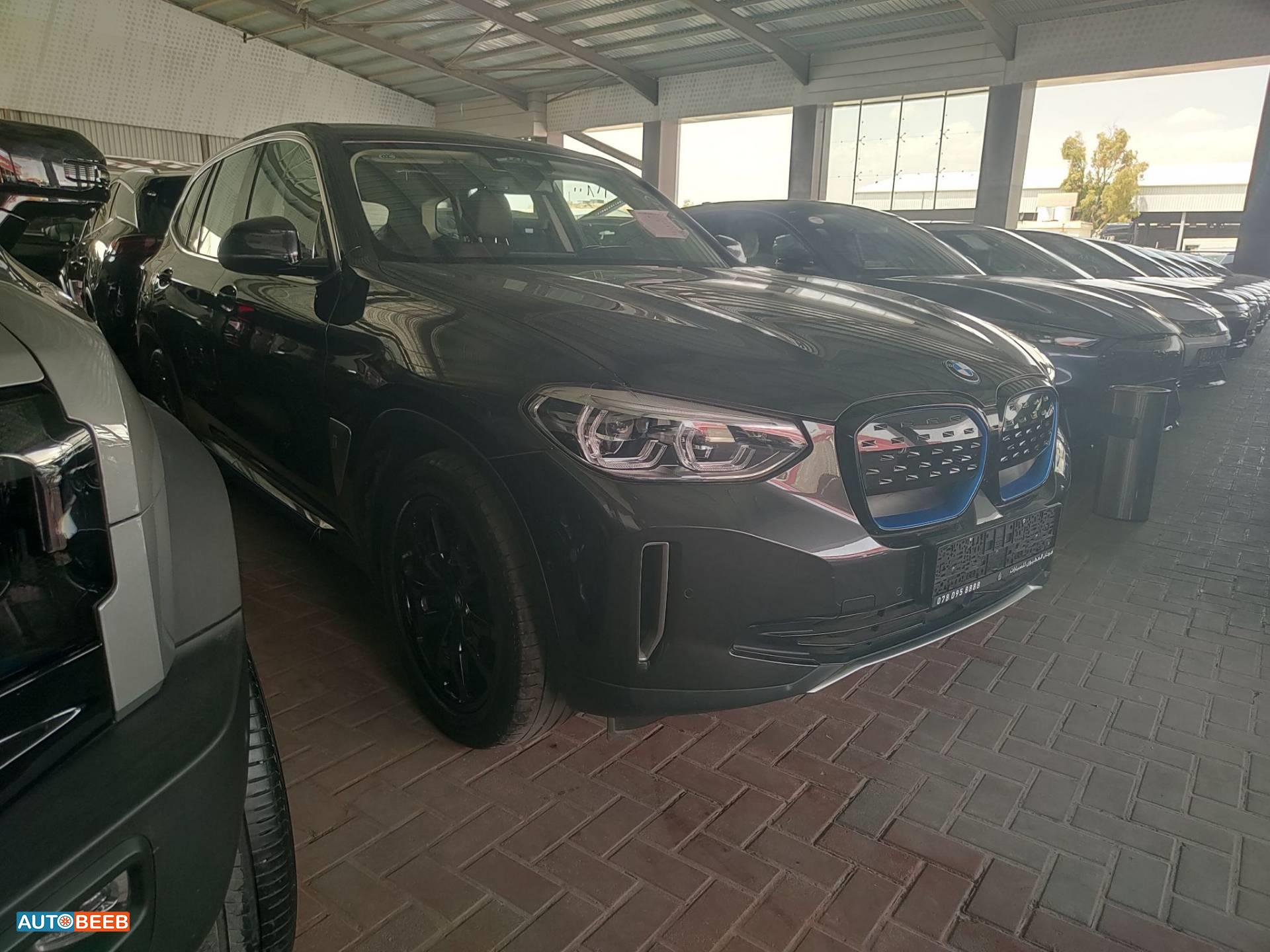 بي ام دبليو iX3 2021