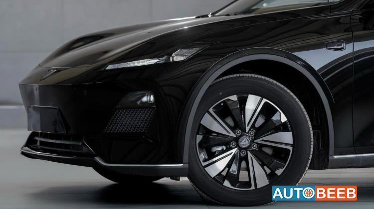 شانجان SL03 2025