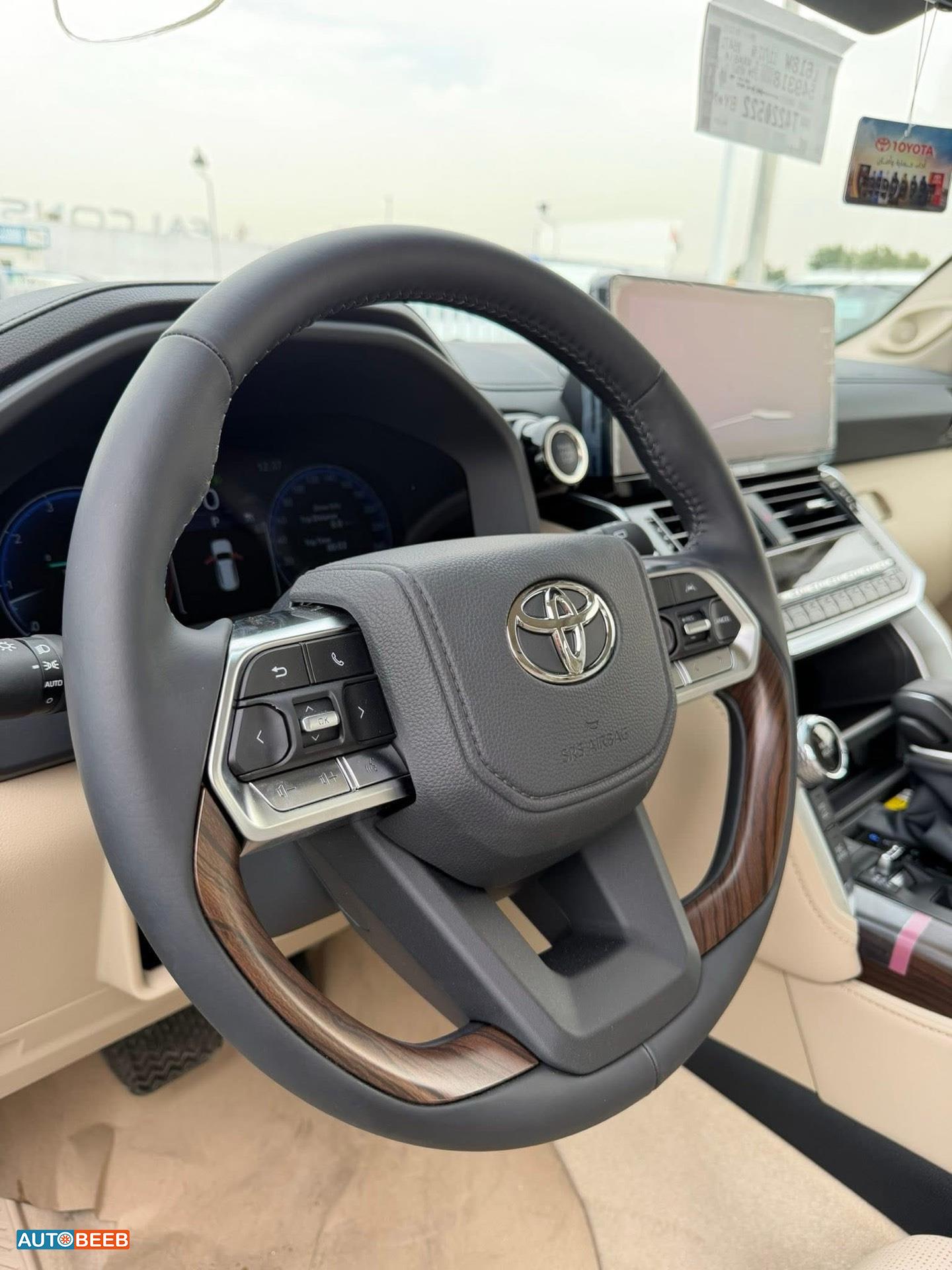 Toyota Land Cruiser 2024