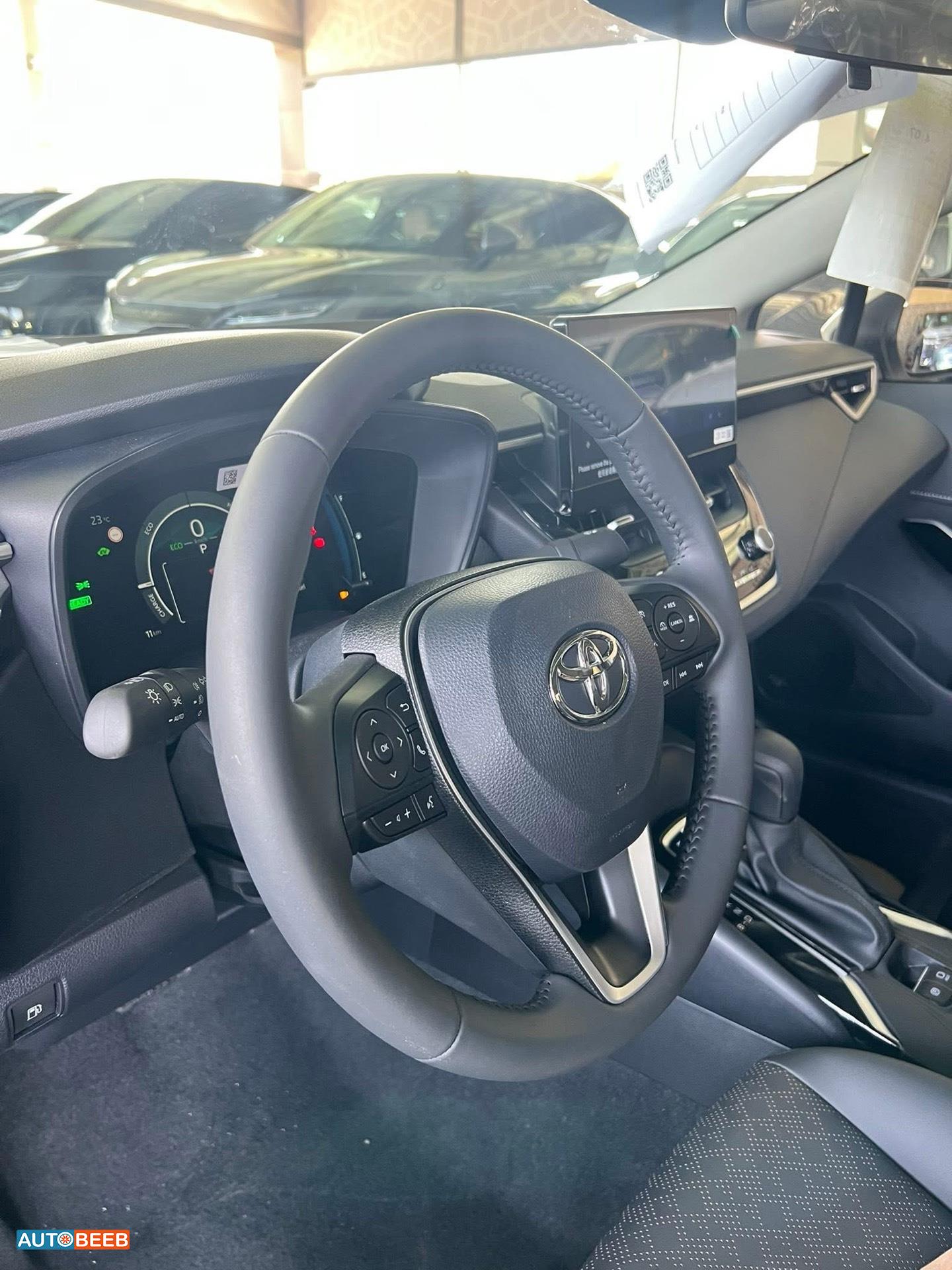 تويوتا كورولا 2025