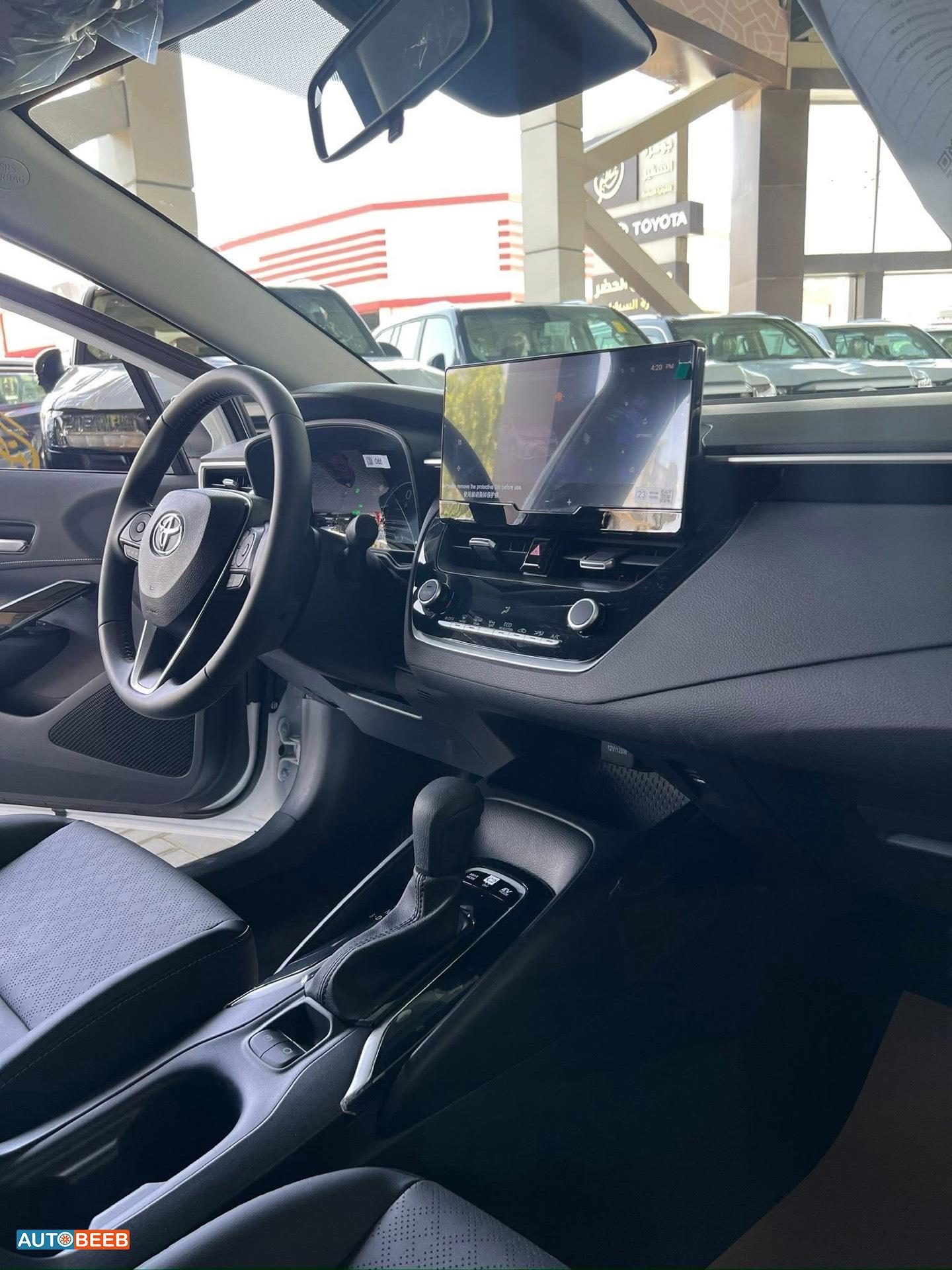 تويوتا كورولا 2025