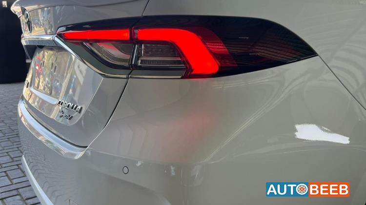 تويوتا كورولا 2025