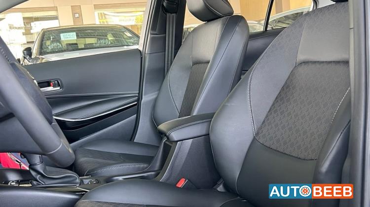 تويوتا كورولا 2025