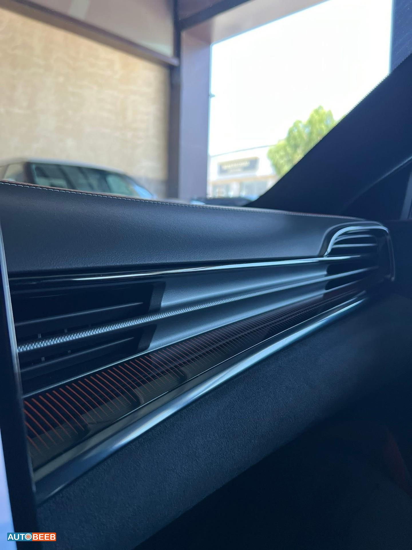 بي واي دي سيل 2022