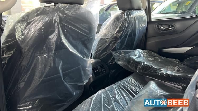 نيسان نافارا 2024