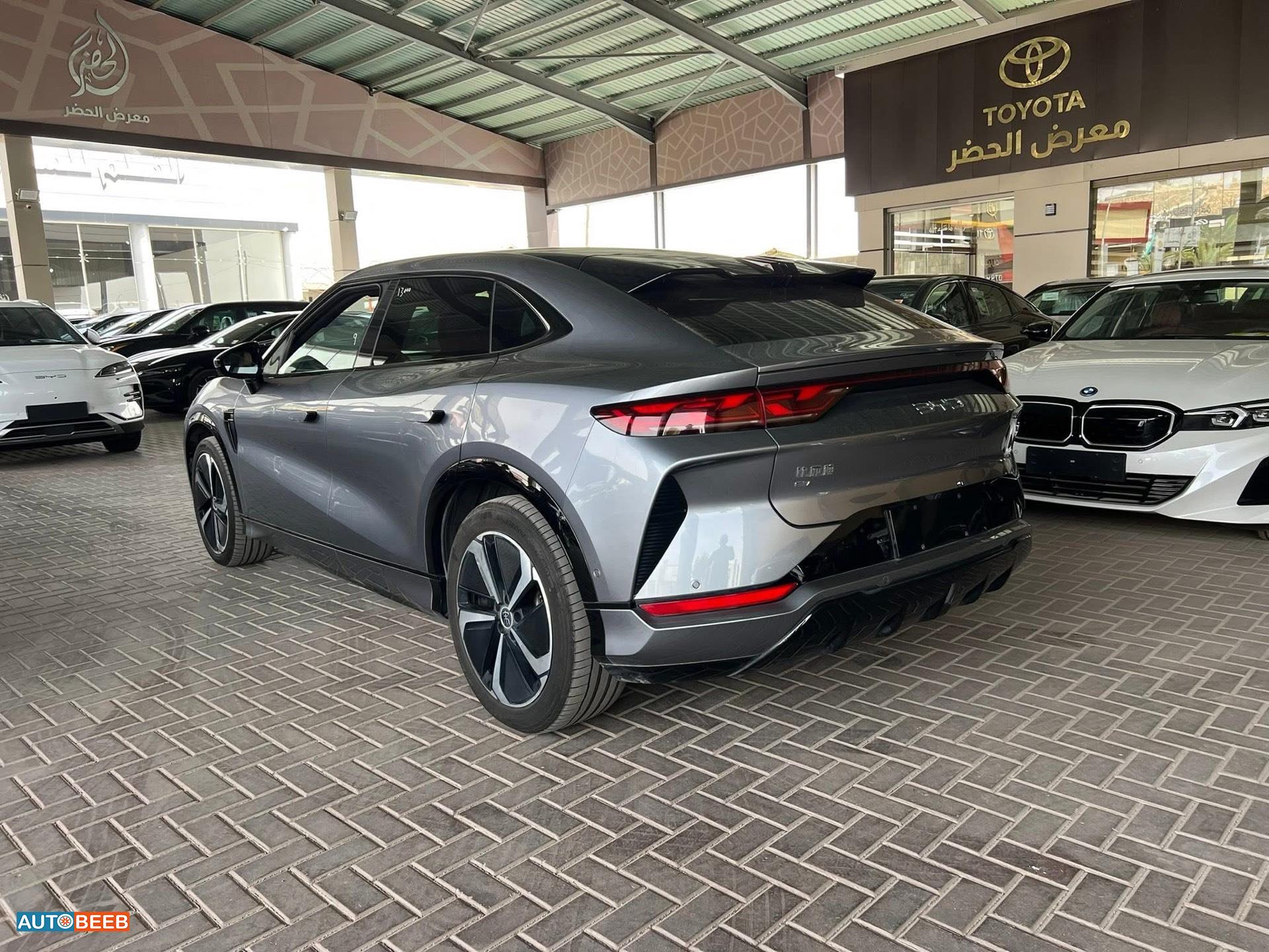 بي واي دي سونج ل 2023