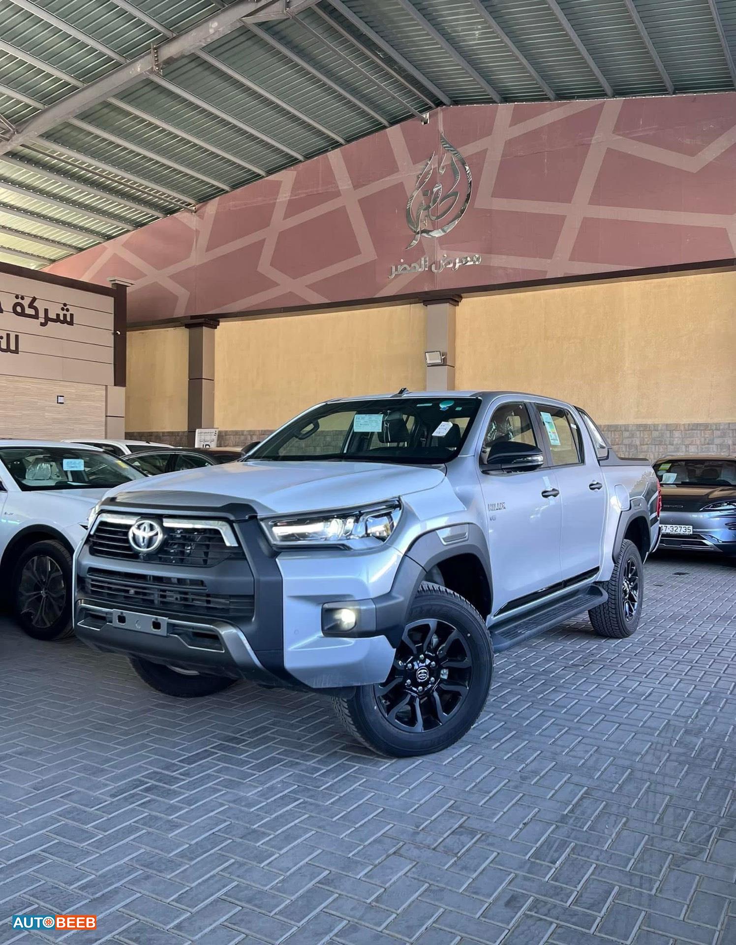 تويوتا هيلوكس 2024