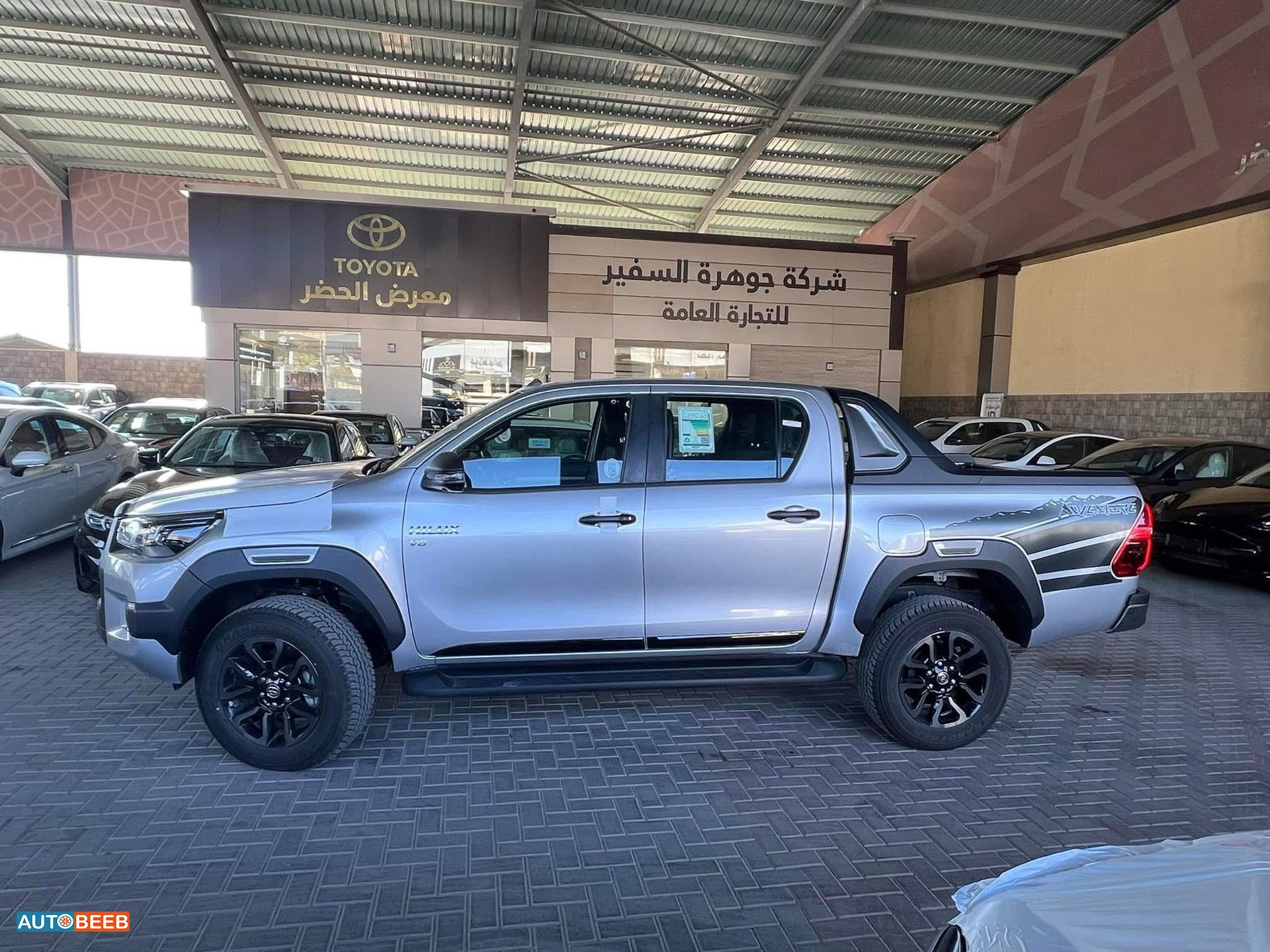 تويوتا هيلوكس 2024