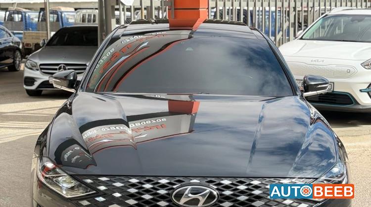 هيونداي ازيرا 2022