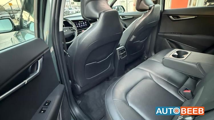 كيا نيرو 2023