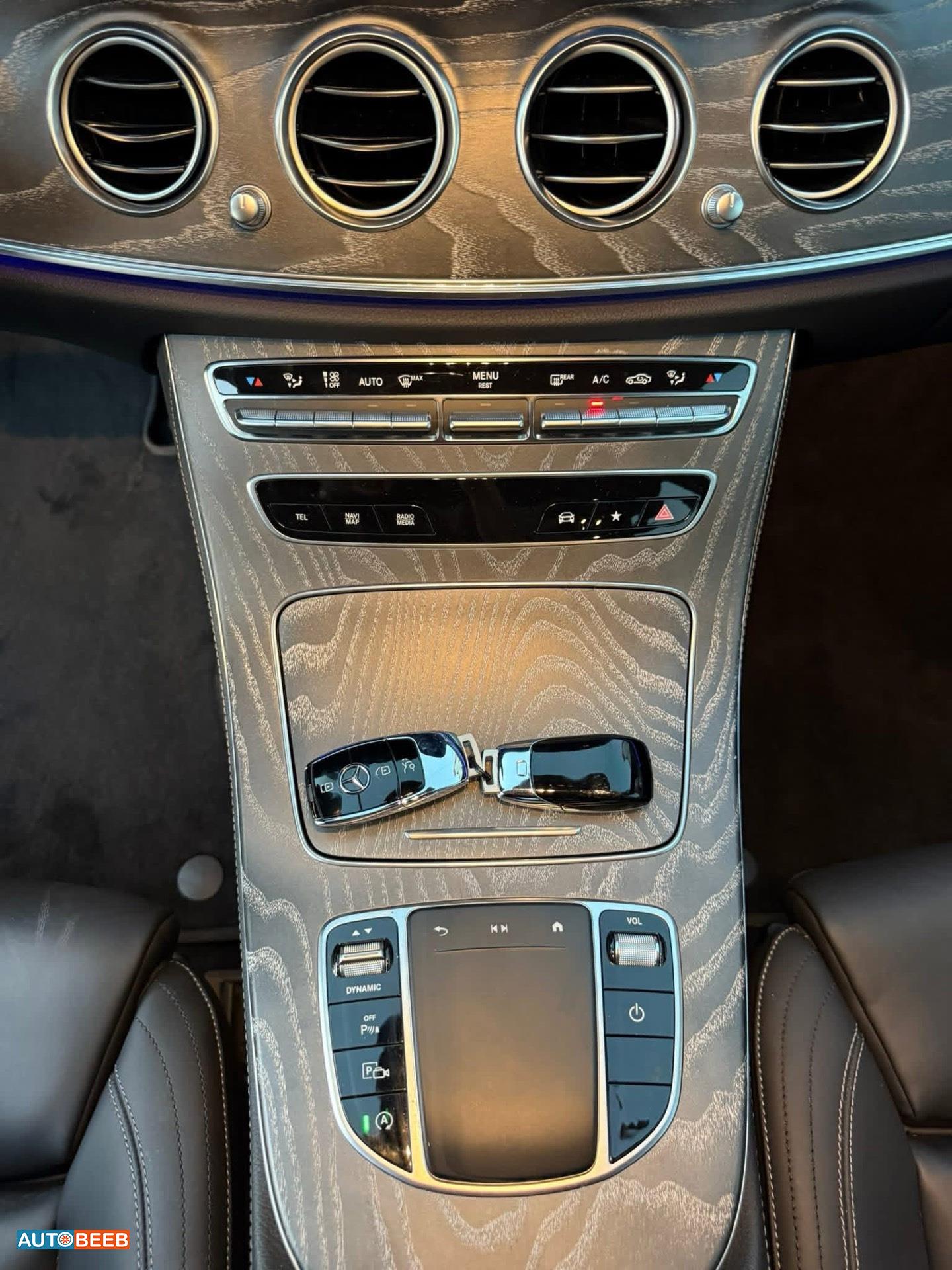 مرسيدس بنز E350 2021