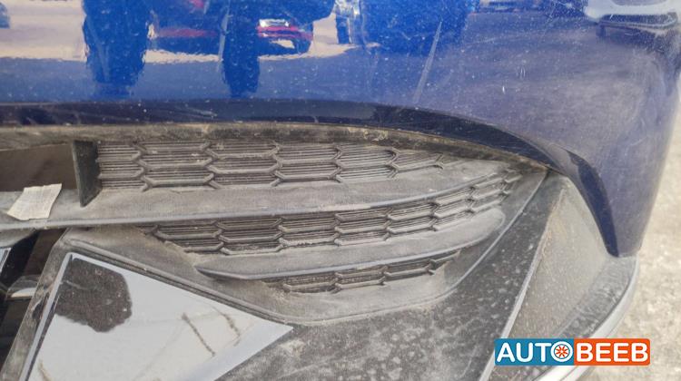 تسكيرة طمبون امامي شمال كيا ev6 2022 2023