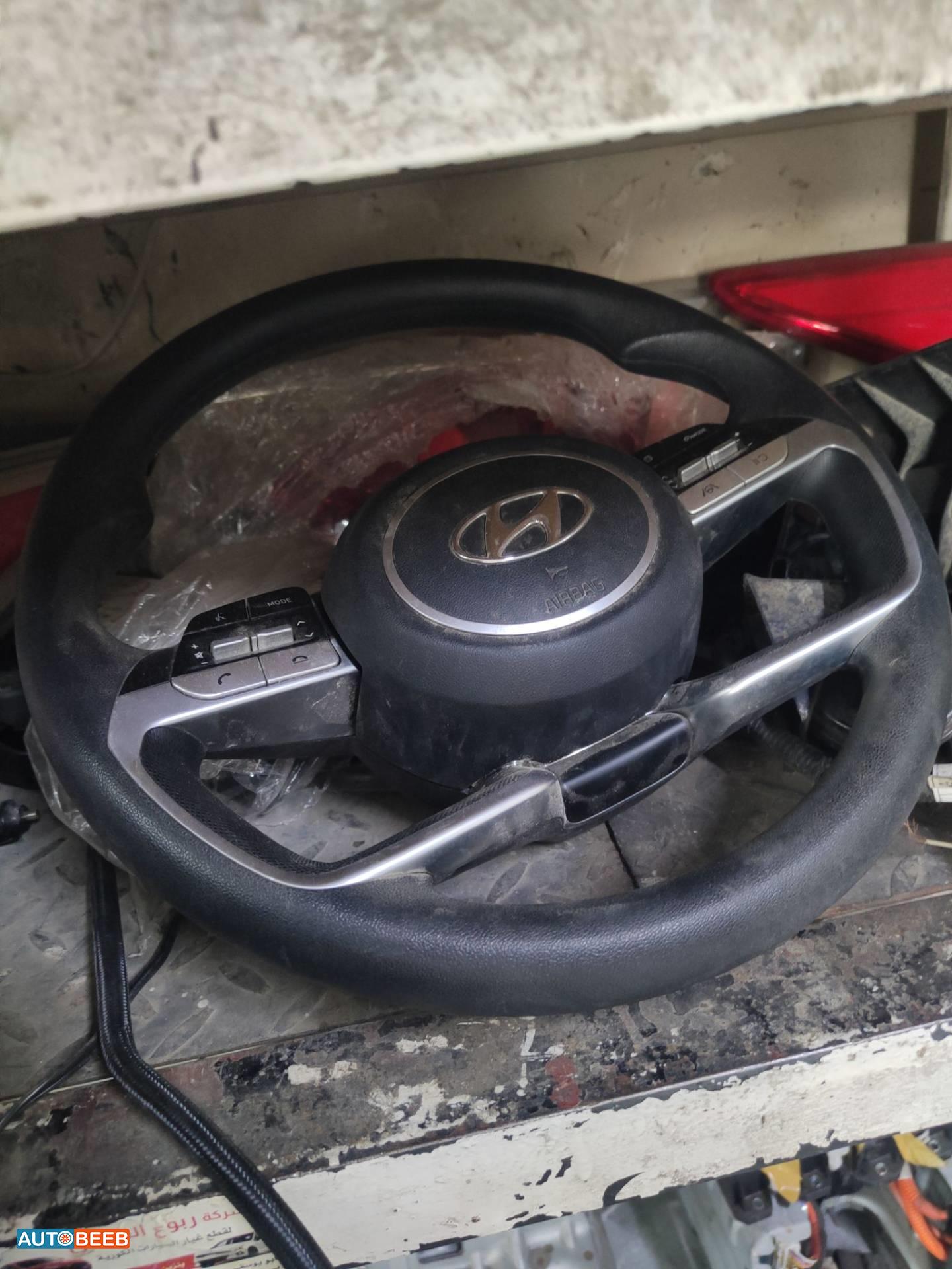 Cabin  Steering Wheel Hyundai Elantra