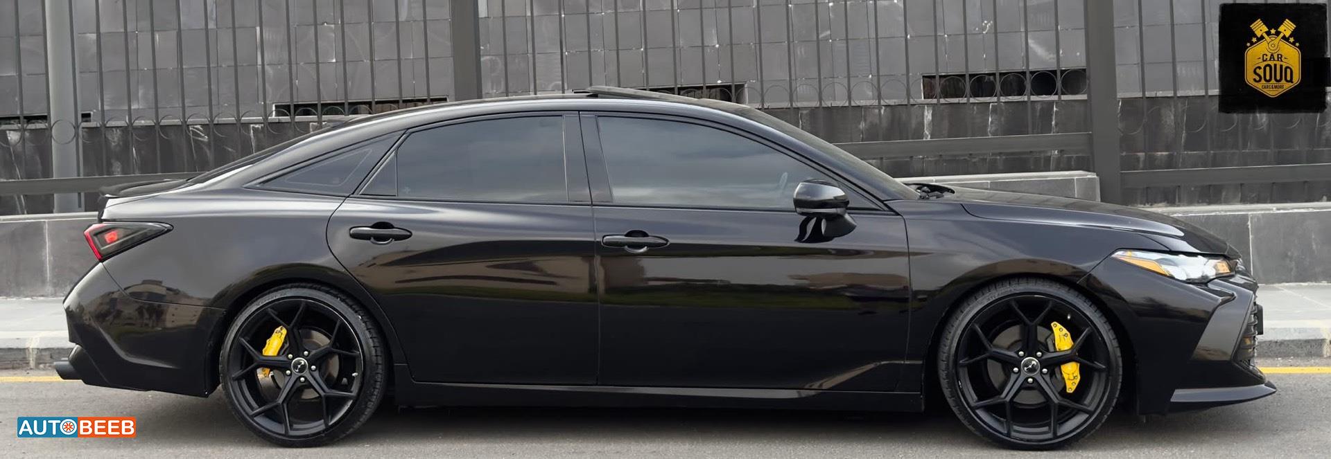 تويوتا افالون 2019