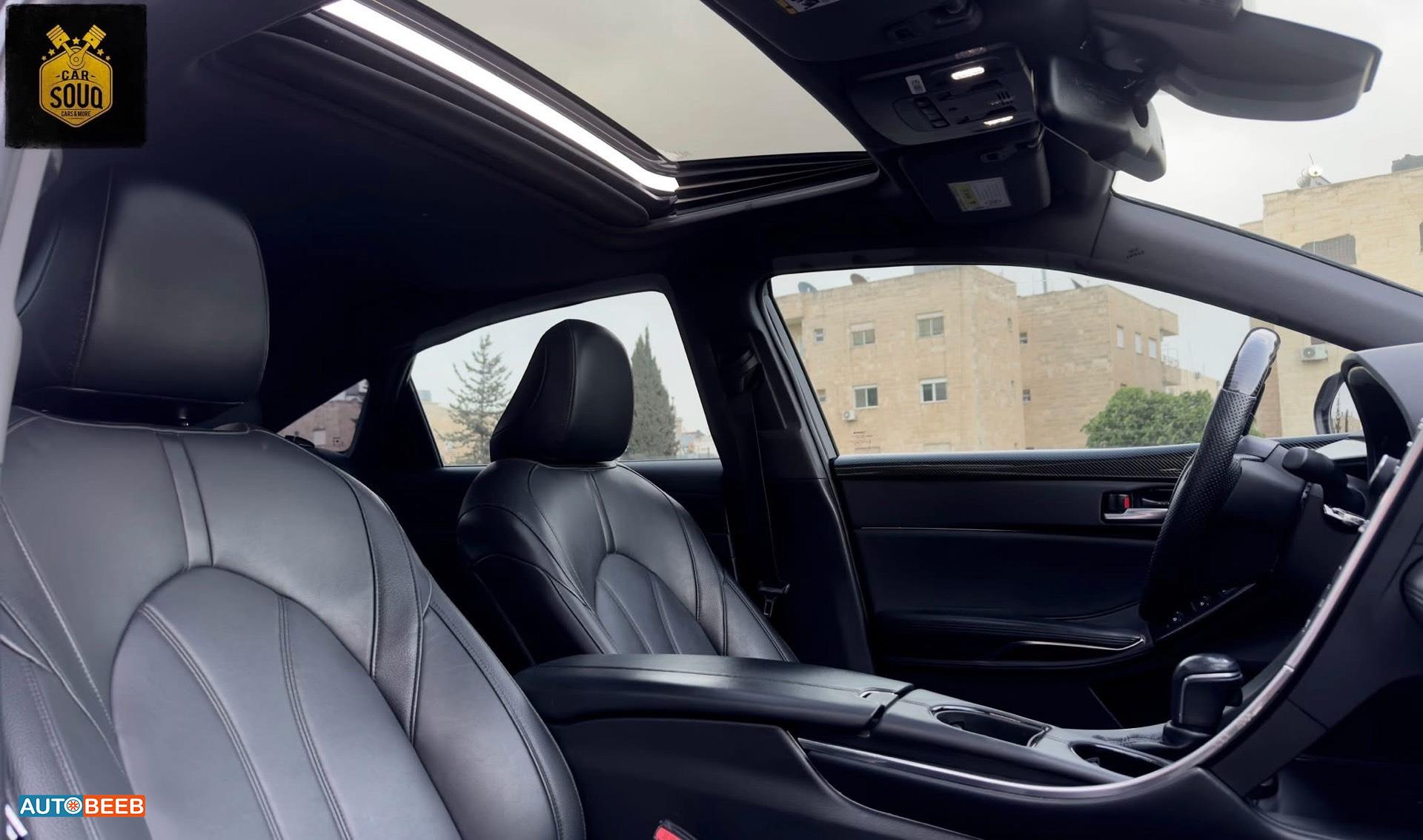 تويوتا افالون 2019