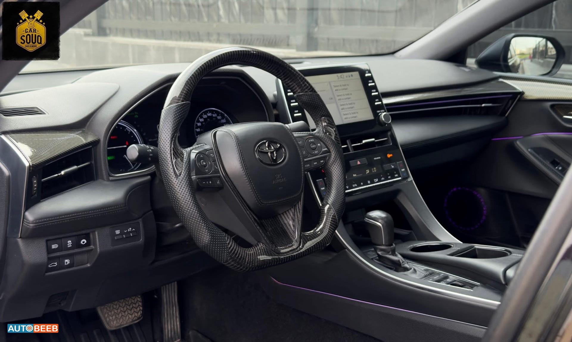 تويوتا افالون 2019