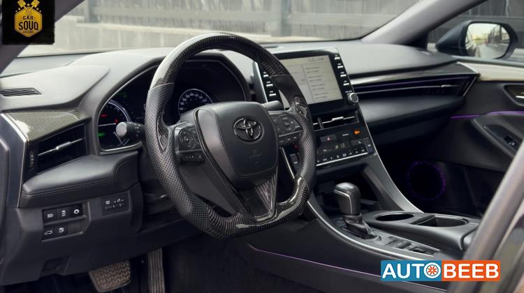 تويوتا افالون 2019