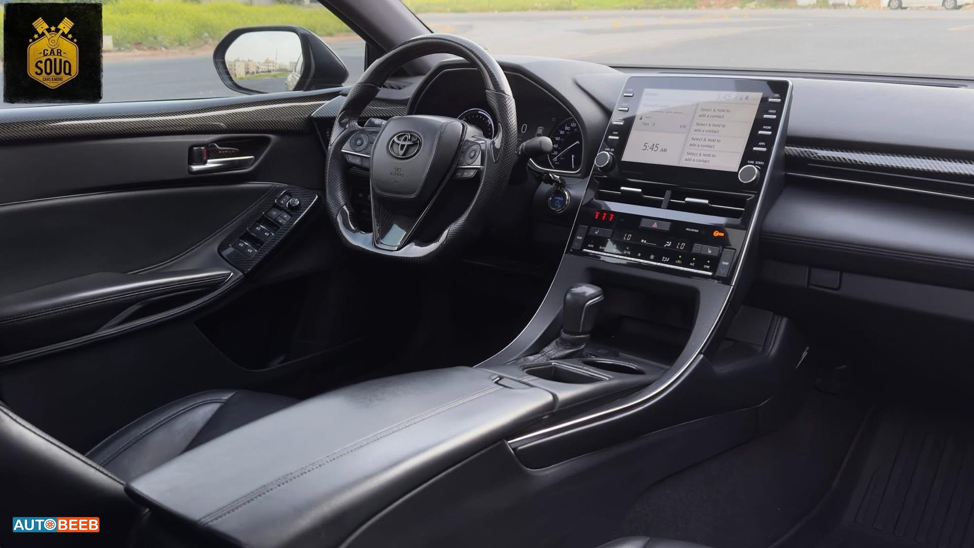 تويوتا افالون 2019