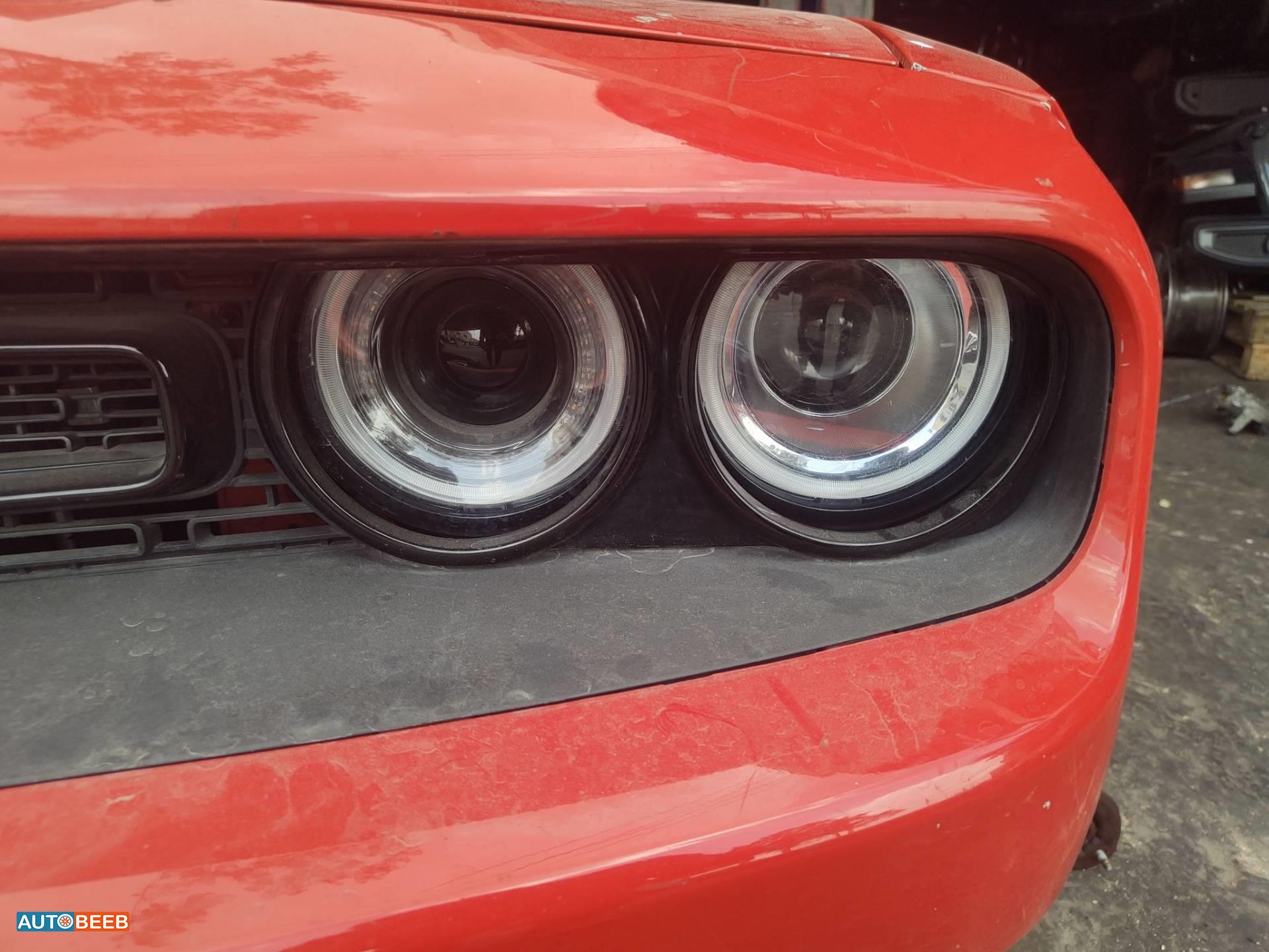 ضوء امامي شمال دودج تشالنجر 2018 2019 2020