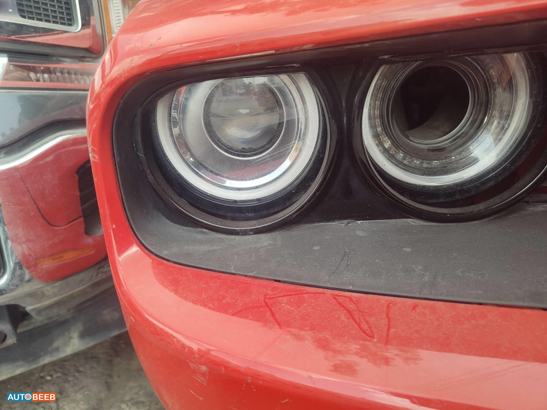 ضوء امامي يمين دودج تشالنجر 2018 2019 2020