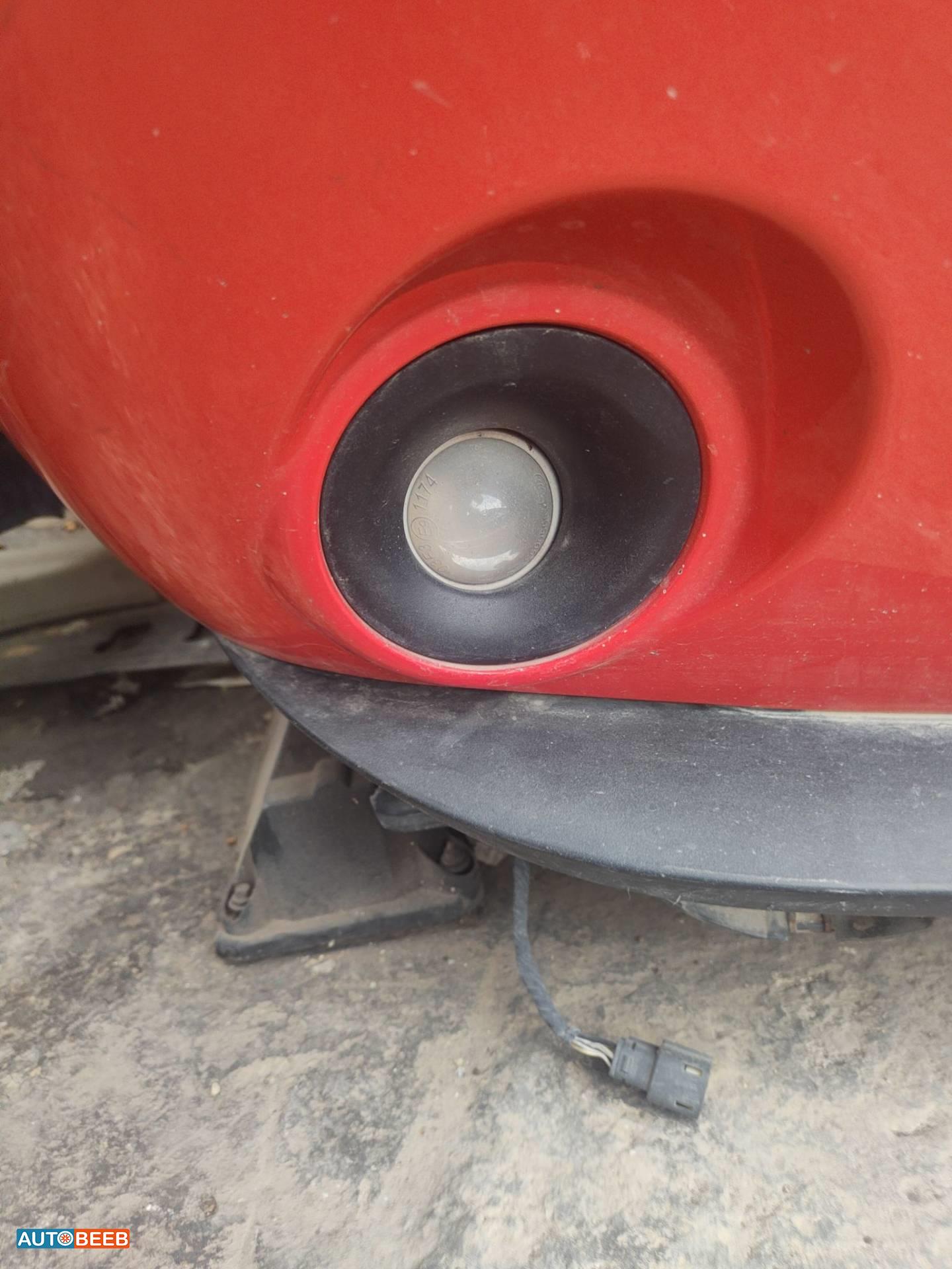 كشاف امامي يمين دودج تشالنجر 2018 2019 2020