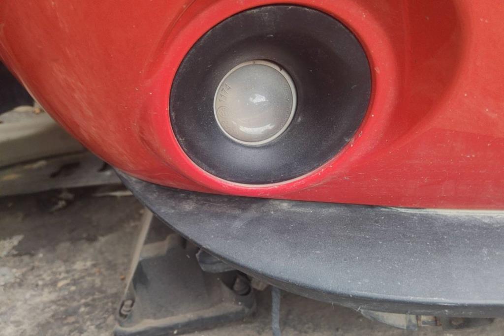 كشاف امامي يمين دودج تشالنجر 2018 2019 2020