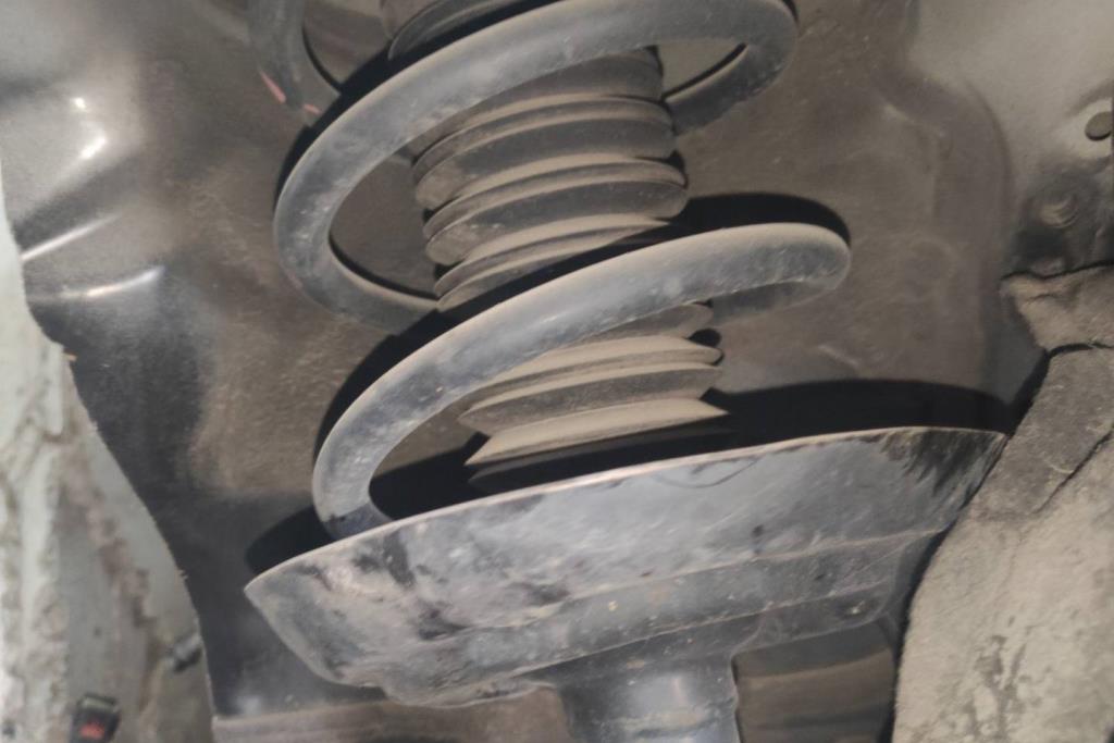  Shock Absorber Toyota Highlander