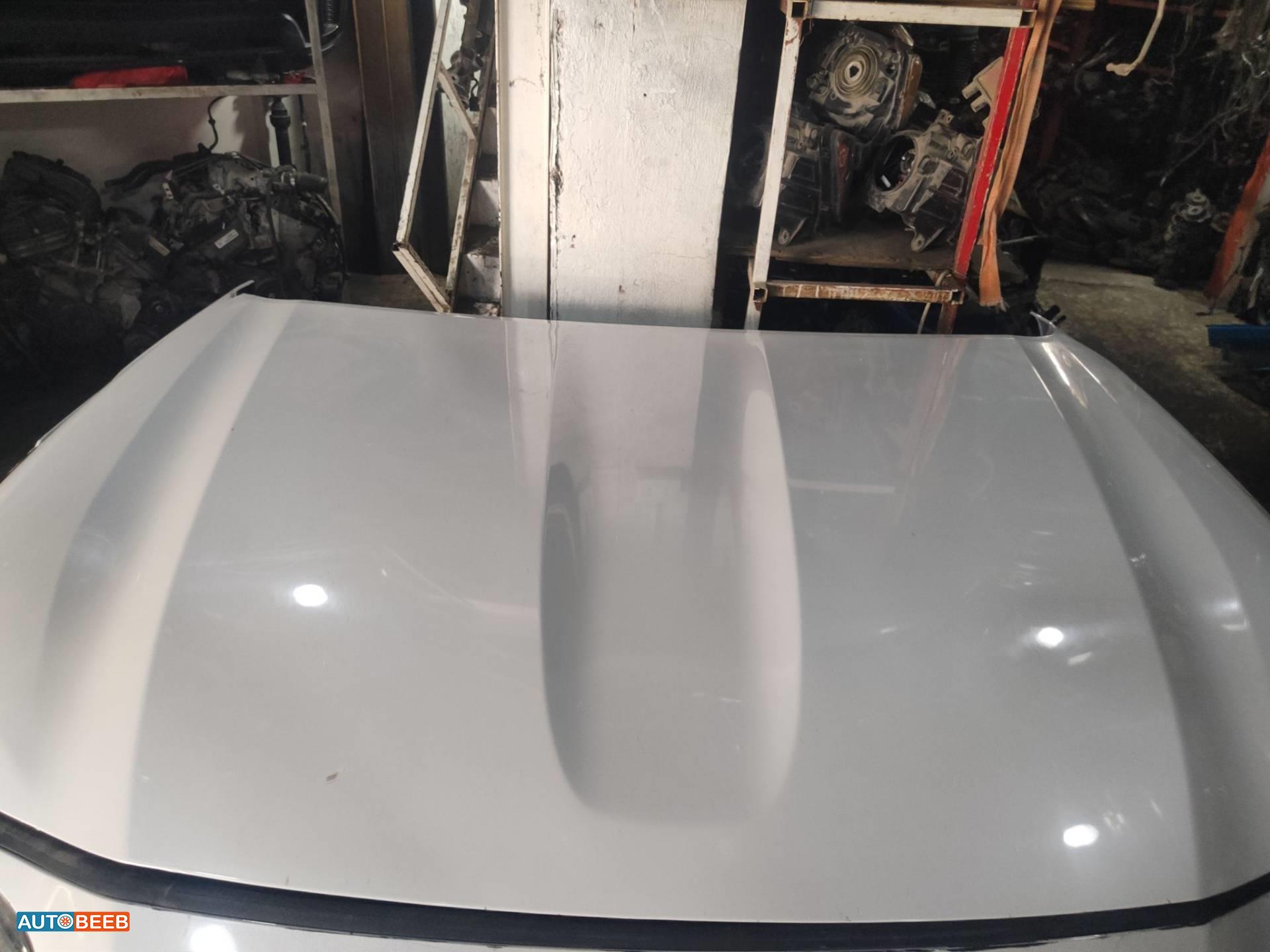 غطاء محرك تويوتا هايلاندر 2022 2023