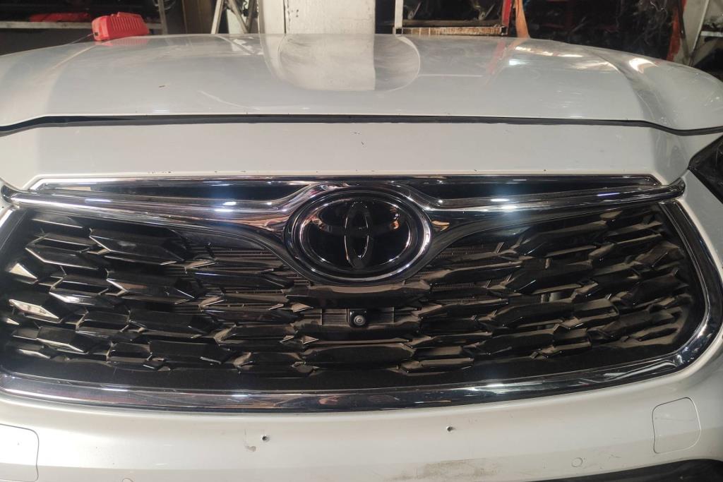 Body  Grilles Toyota Highlander