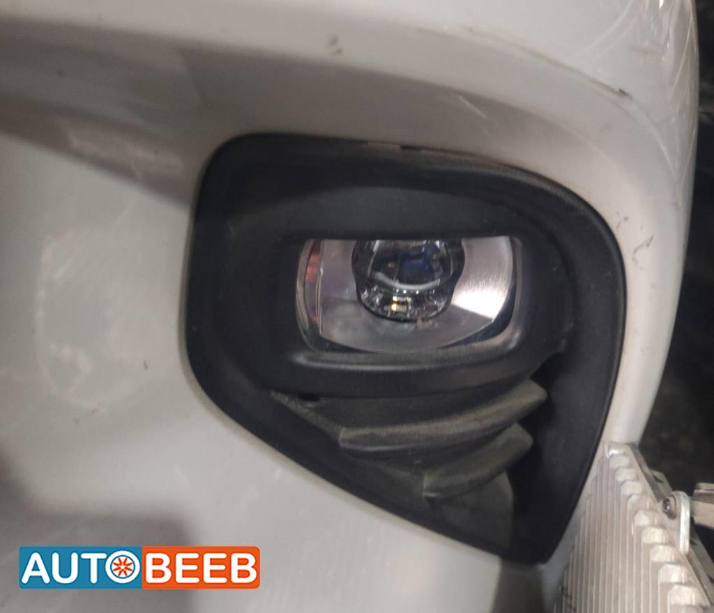 كشاف امامي شمال تويوتا هايلاندر 2022 2023